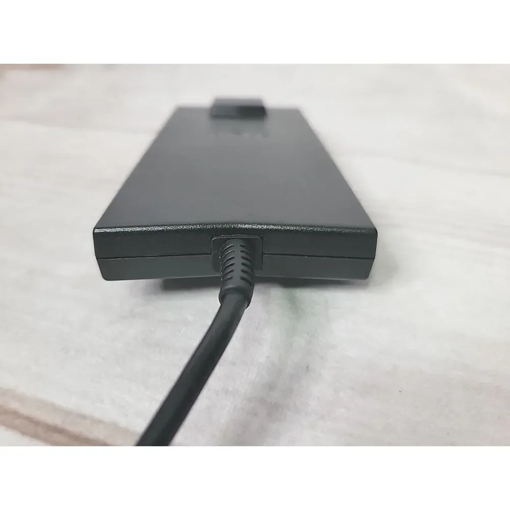 Genuine Dell Lap Top AC Adapter FA90PE1-00 19.5V 3.34A CM889 90W